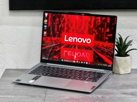 Lenovo Slim 5 14Q8X9 14